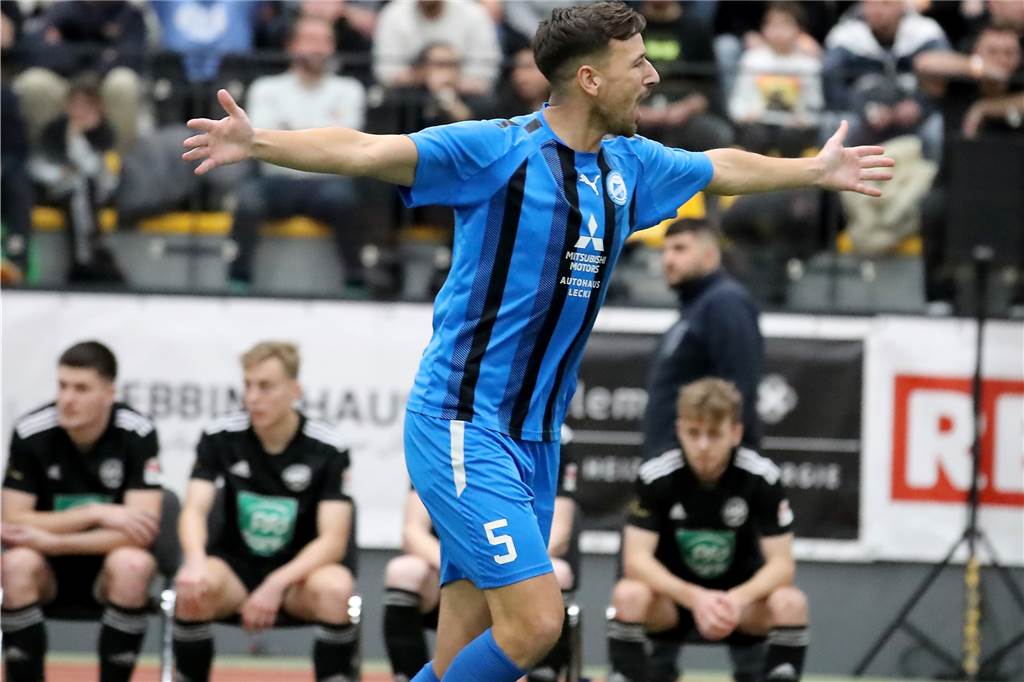 Unsere fünf besten Spieler der Stadtmeisterschaft: Stimmt ab, wer für euch der Hallenkönig ist Florian Gondrum war der überragende Spieler des FC Brünninghausen.