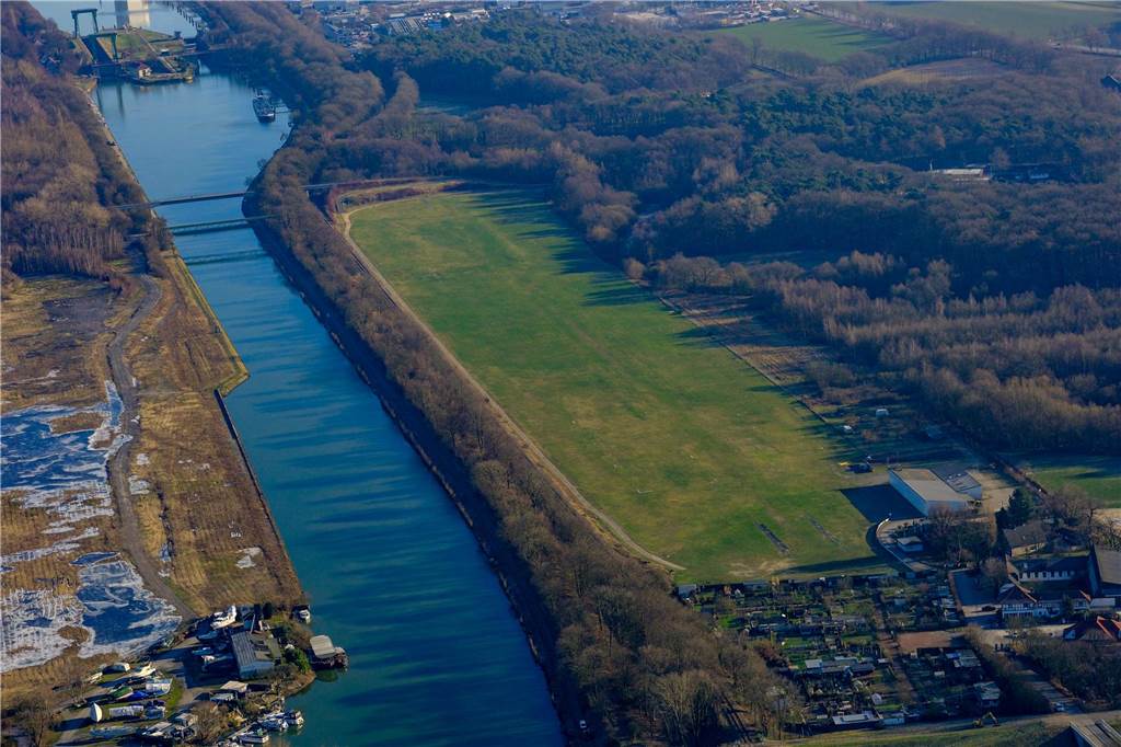 Flugplatz Dorsten am Kanal.