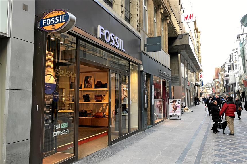Niederländische Warenhauskette macht Filiale in Dortmund auf Fossil verlässt den Westenhellweg.