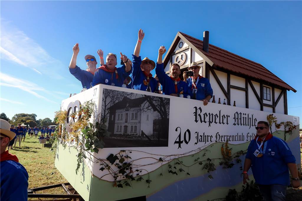 Foto: Julian Schäpertöns