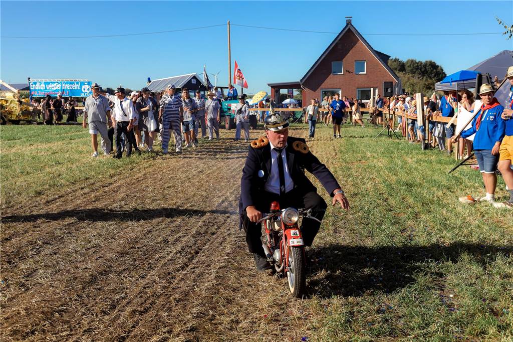 Foto: Julian Schäpertöns