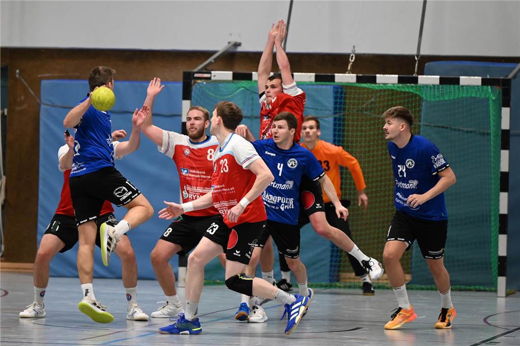 Fotos: TV Werne lässt auch bei der SG Handball Kamen Federn