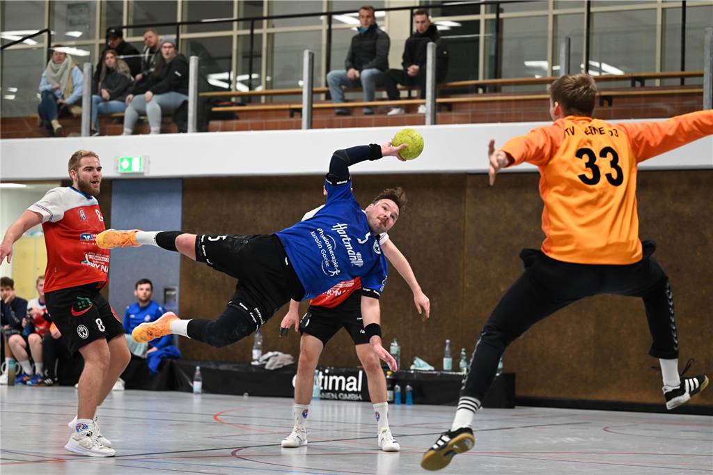 Fotos: TV Werne lässt auch bei der SG Handball Kamen Federn