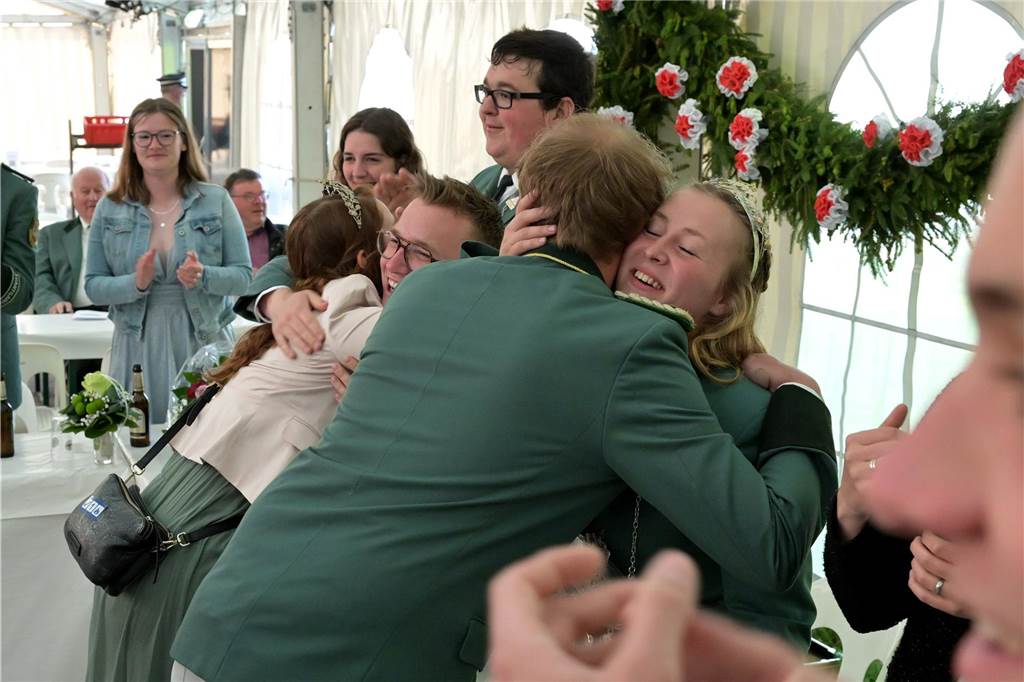 Viele Bilder vom Königsball des Schützenverein Nordick: „Wir feiern hier ein Turbo-Schützenfest“