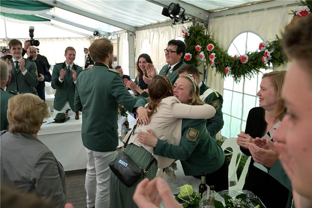 Viele Bilder vom Königsball des Schützenverein Nordick: „Wir feiern hier ein Turbo-Schützenfest“