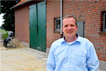 Frank Engbers (42) zieht für die CDU in den Bürgermeisterwahlkampf in Südlohn und Oeding. In der Gemeinde fühlt er sich tief verwurzelt. Woanders zu wohnen, käme für ihn nicht in Frage.
