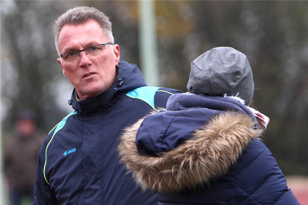 Frank Große-Budde und seine neue Rolle beim SV Herbern: „Der Verein soll enger zusammenwachsen“ Frank Große-Budde am Spielfeldrand.