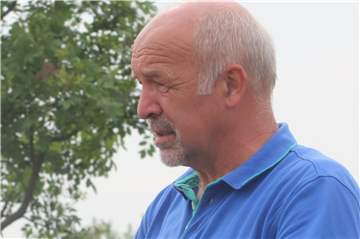 Franz Josef Sträter ist Trainer bei den Hammerwerfern des SuS Olfen und seit Anfang März wieder auf der Sportanlage unterwegs.