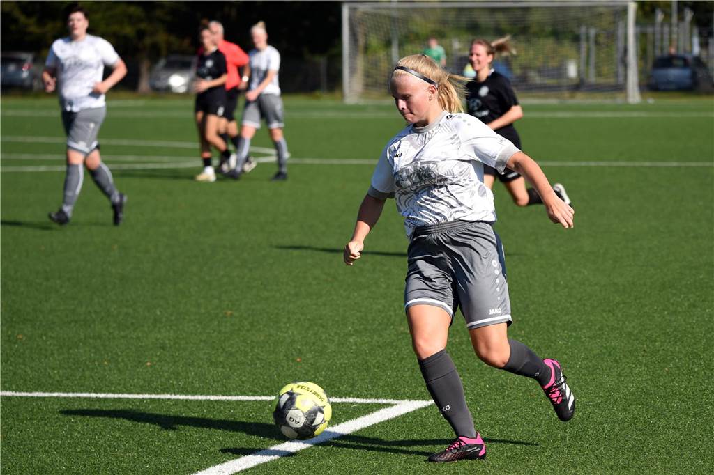 Frauen-Bezirksliga 5, TuS Gahlen - SV Wanne 3:2 (1:0)