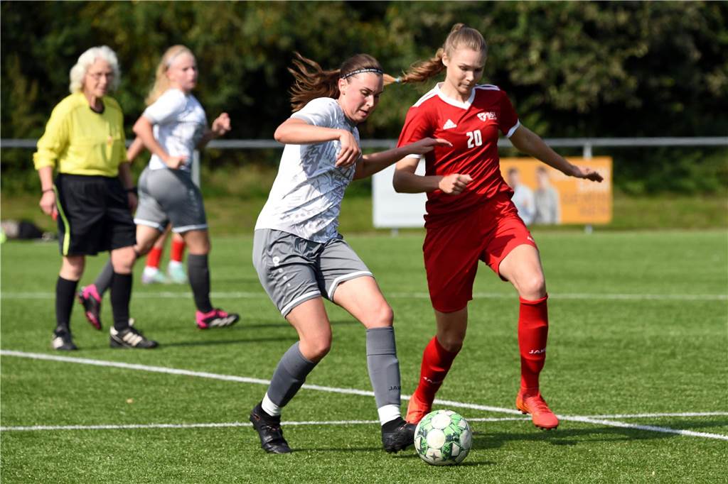 Frauen-Bezirksliga, SSV Rhade II - TuS Gahlen 1:3 (0:1)