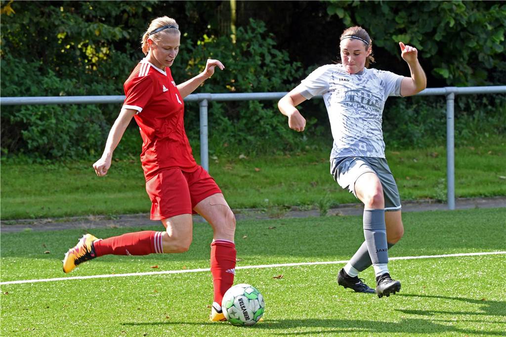 Frauen-Bezirksliga, SSV Rhade II - TuS Gahlen 1:3 (0:1)