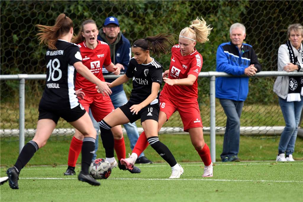 Frauen-Regionalliga, SSV Rhade - VfR Warbeyen 0:1 (0:1)