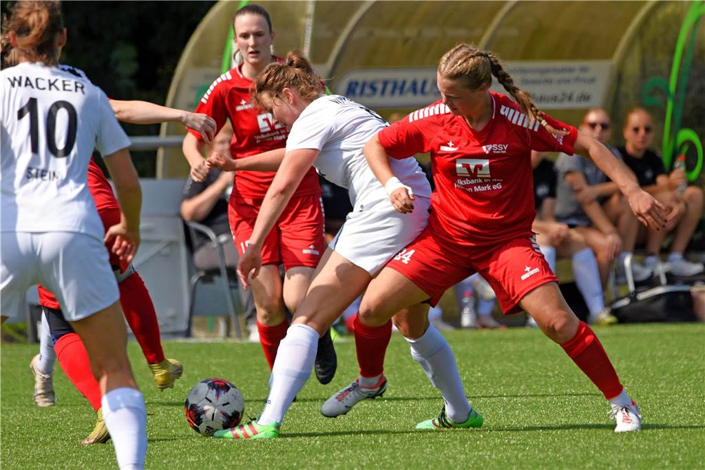 Frauen-Regionalliga, SSV Rhade - Wacker Mecklenbeck 2:0 (0:0)