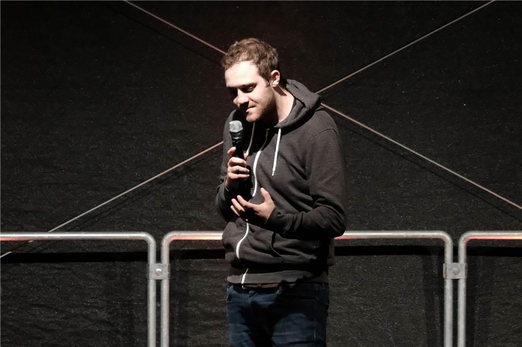 Comedians vor traumhafter Kulisse - „Strand Comedy Festival“ kam an Freddy Allerdisse