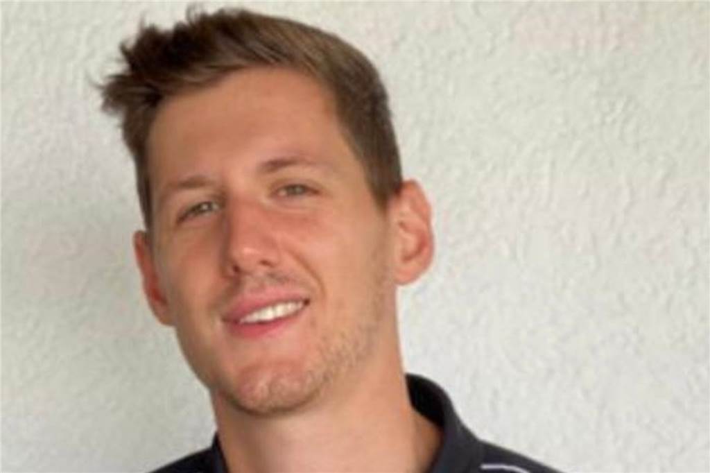 „Ellenbogen sah nicht natürlich aus“ – Hemmerde-Spieler fällt lange mit Bruch aus Frederik Beckhoff fürchtet Hinrunden-Aus.