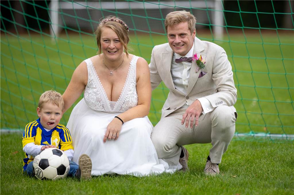Brüder zelebrieren Hochzeit von Ramona und Matthias Schnatmann Freie Trauung Ramona und Matthias Schnatmann