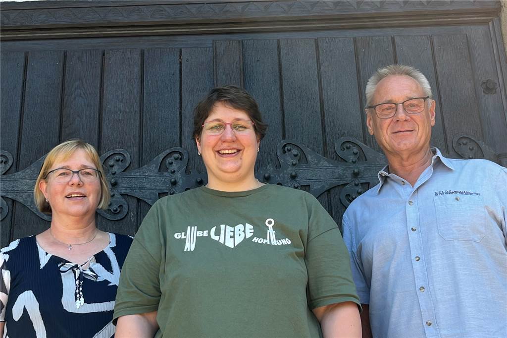 Mit Video: Neue Pfarrerin in Brambauer: „Diese Kirche ist zum Verlieben“ Freuen sich auf die neue Pastorin: Pfarrerin Martina Lembke-Schönfeld und der Vorsitzende des Presbyteriums Jürgen Salamon.