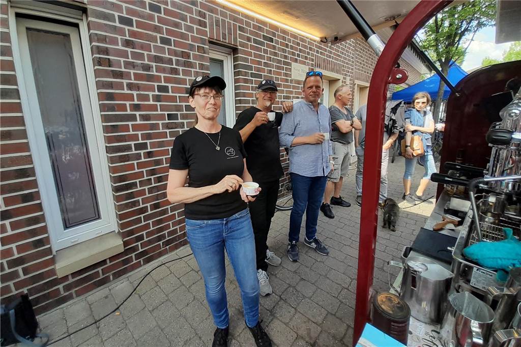 Frischer Kaffee durfte auch nicht fehlen.