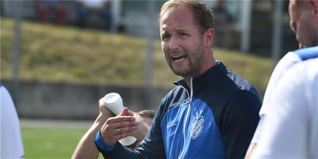 Unnötig: Team von Frohlindes Trainer Sascha Rammel hat Spendierhosen an Frohlindes Trainer Sascha Rammel ist aktuell genervt durch die unnötigen Unentschieden und Niederlagen.