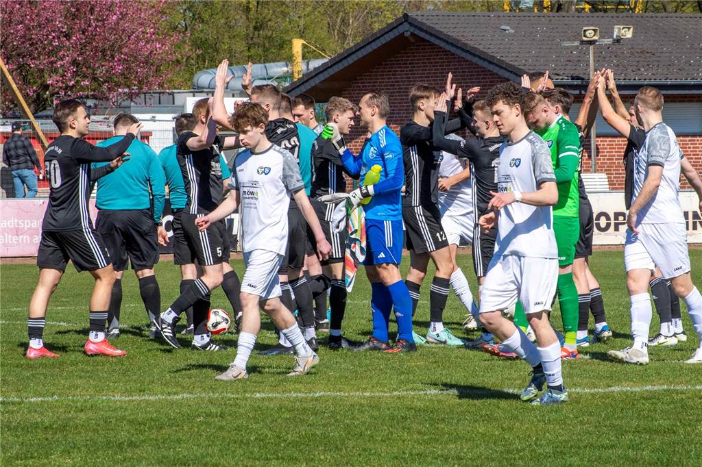Früh ging der TuS Haltern gegen die Ibbenbürener Spvg. in Führung, kassierte aber kurz vor der Pause den 1:1-Ausgleich. Und dabei blieb es dann auch in Hälfte zwei: Die Landesligisten trennten sich remis.