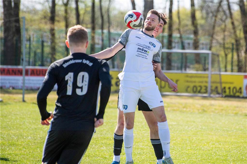 Früh ging der TuS Haltern gegen die Ibbenbürener Spvg. in Führung, kassierte aber kurz vor der Pause den 1:1-Ausgleich. Und dabei blieb es dann auch in Hälfte zwei: Die Landesligisten trennten sich remis.