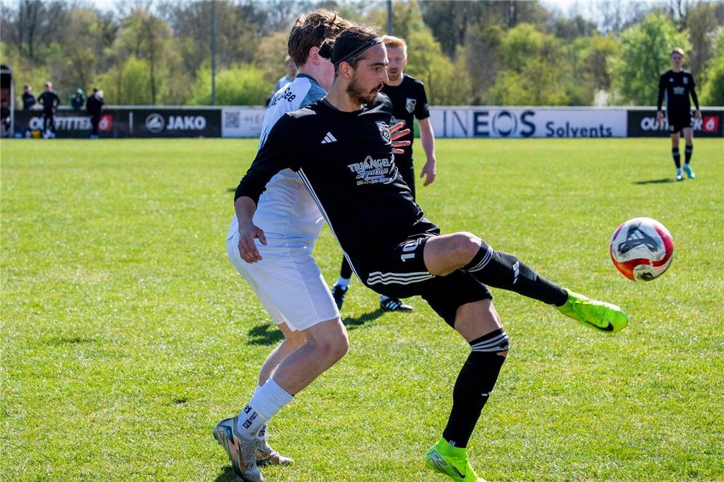 Früh ging der TuS Haltern gegen die Ibbenbürener Spvg. in Führung, kassierte aber kurz vor der Pause den 1:1-Ausgleich. Und dabei blieb es dann auch in Hälfte zwei: Die Landesligisten trennten sich remis.