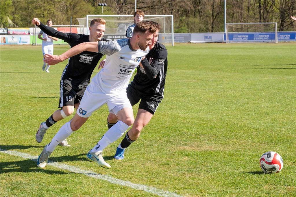 Früh ging der TuS Haltern gegen die Ibbenbürener Spvg. in Führung, kassierte aber kurz vor der Pause den 1:1-Ausgleich. Und dabei blieb es dann auch in Hälfte zwei: Die Landesligisten trennten sich remis.