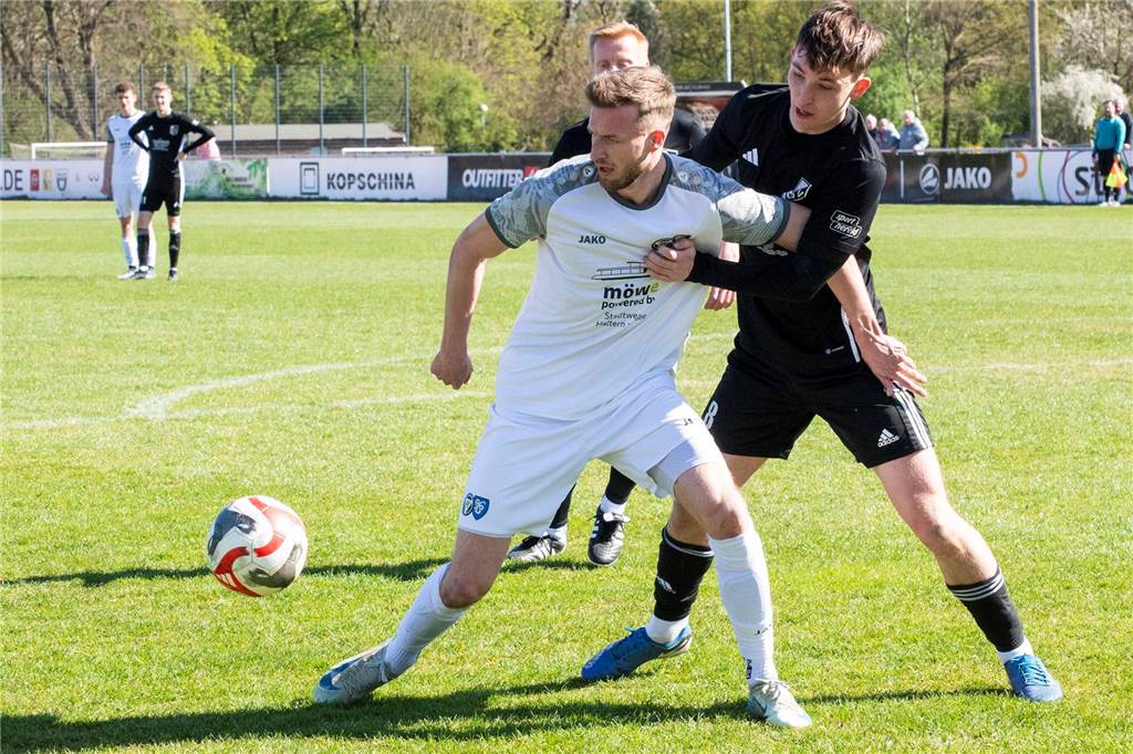 Früh ging der TuS Haltern gegen die Ibbenbürener Spvg. in Führung, kassierte aber kurz vor der Pause den 1:1-Ausgleich. Und dabei blieb es dann auch in Hälfte zwei: Die Landesligisten trennten sich remis.