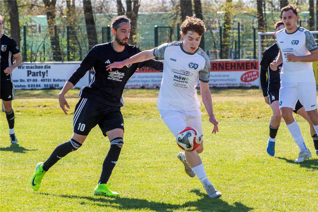 Früh ging der TuS Haltern gegen die Ibbenbürener Spvg. in Führung, kassierte aber kurz vor der Pause den 1:1-Ausgleich. Und dabei blieb es dann auch in Hälfte zwei: Die Landesligisten trennten sich remis.