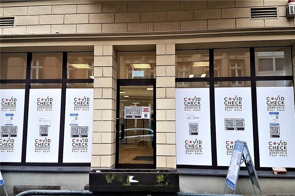 Dortmunder Schweißer eröffnet Corona-Teststelle: „Die Zahlen explodieren“ Früher war hier eine Praxis für Physiotherapie, nun wird das Ladenlokal als Testzentrum genutzt.