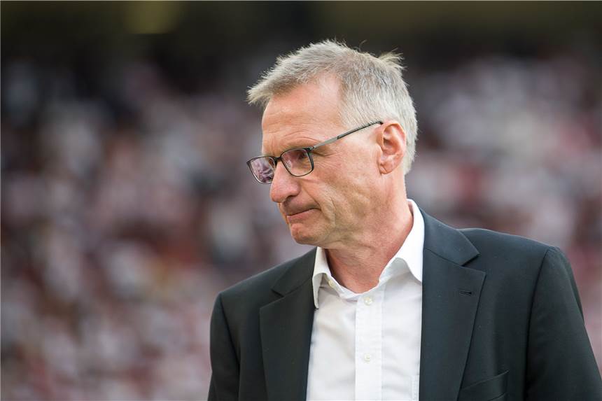 Michael Reschke schwärmt von den Schalker Fans Fühlt sich auf Schalke wohl: Kaderplaner Michael Reschke.