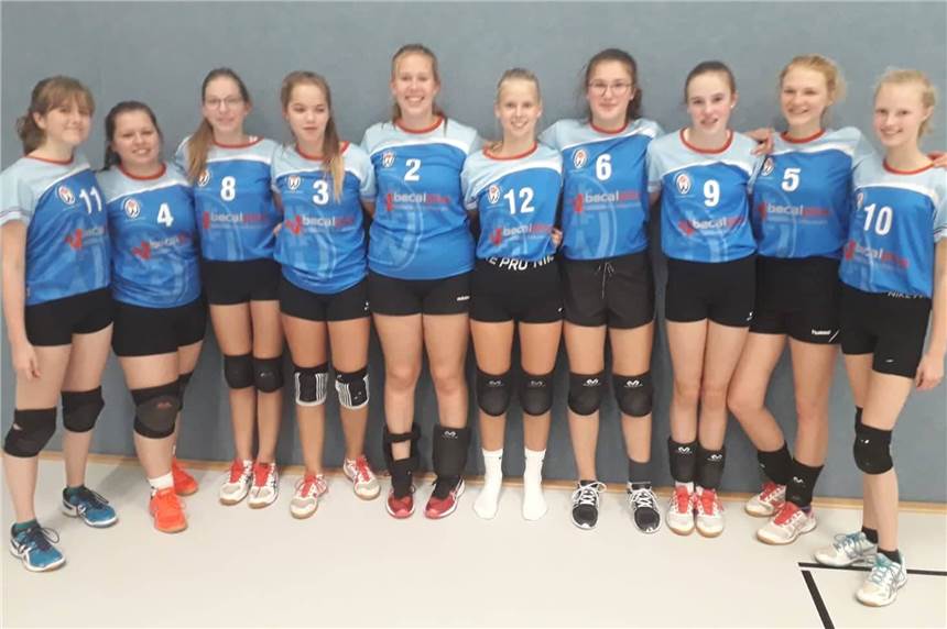 Wernes jüngste Volleyball-Damen führen die Liga an - und treffen auf ungeschlagene Verfolgerinnen Führen die Tabelle der Kreisliga Unna an: (v.l.) Lina Thiemann, Melanie Janik, Zoe Link, Lilly Bergert, Elisa Schmersträter, Klara Schmersträter, Melanie Humsberger, Carla Lexius, Rieke Schürmann und Lucy Heimann.