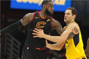 Führte die Cleveland Cavaliers zum ersten NBA-Playoff-Sieg gegen die Indiana Pacers: Superstar LeBron James Foto: Leah Klafczynski
