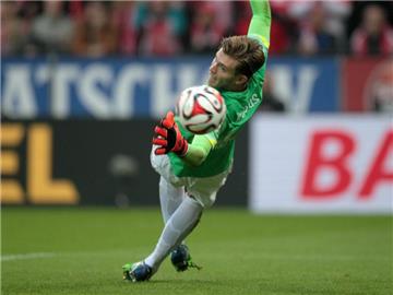 Für Bernd Leno von Bayer Leverkusen wurde der Mainzer Keeper Loris Karius nachnominiert. Foto: Fredrik von Erichsen
