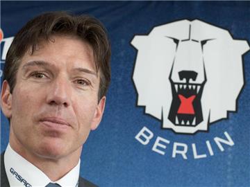 Für Coach Uwe Krupp und die Eisbären Berlin war die Siegesserie mit dem 0:3 in München beendet. Foto: Jörg Carstensen