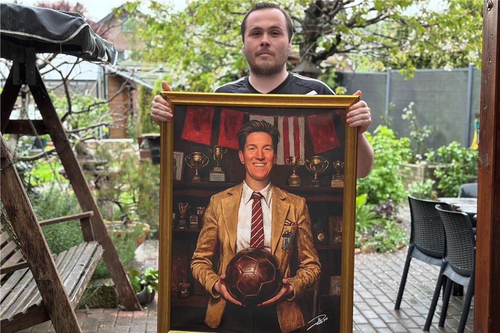 Ahauser sammelt Fußballtrikots aus der ganzen Welt Frederik Abbing präsentiert das Porträt von Ex-Profi Aline Zeler.