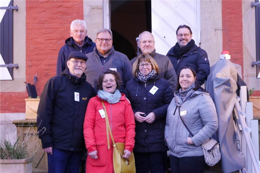 Haus Wenge strahlt in besonderem Licht - 160 Menschen kamen zur Eröffnung Für den Verein "Haus Wenge Lanstrop" war es die erste offizielle Veranstaltung seit der Gründung
