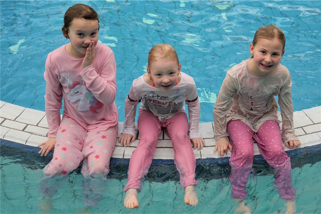 Das gab es noch nie: Kurse im Atlantis bereiten Kinder auf Wassergefahren vor Kurse für Wassersicherheit im Freizeitbad Atlantis in Dorsten