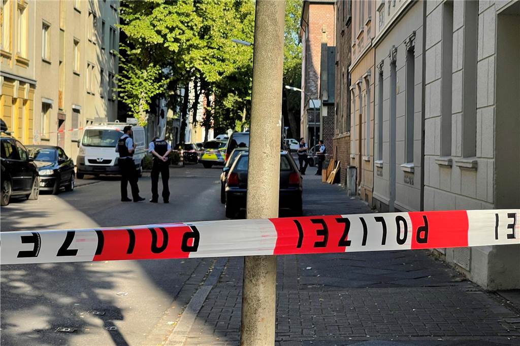 Die letzten Minuten im Leben von Mouhamed Dramé Für die Ermittlungen war die Holsteiner Straße am 8. August 2022 mehrere Stunden gesperrt.