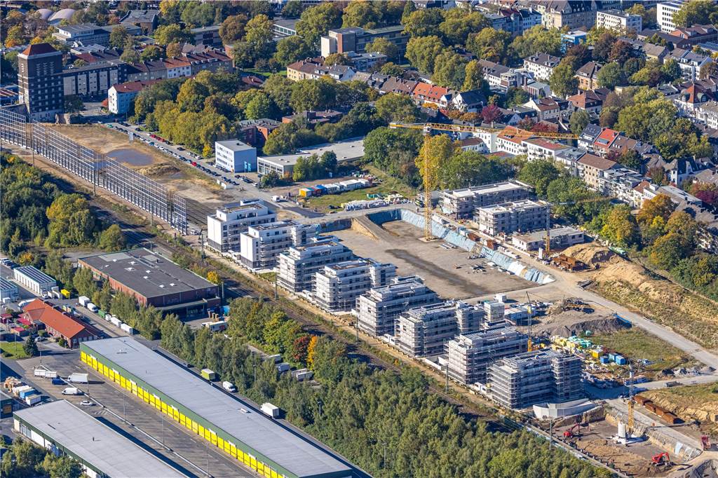 Von Phoenix-See bis Rathaus: So ging es 2022 auf großen Baustellen voran Für die ersten acht Mehrfamilienhäuser im künftigen Kronprinzen-Viertel wurde schon das Richtfest gefeiert.