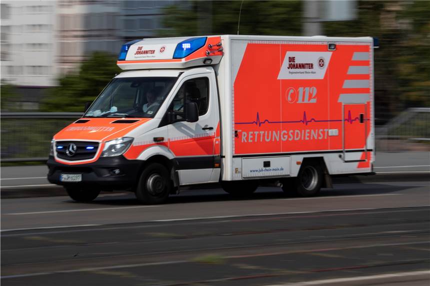 Unfall in Selm: Zwei Frauen bei Crash auf Kreuzung verletzt Für die Fahrerinnen von zwei Autos endete ein Unfall auf der Kreuzung Lüdinghauser Straße / Neue Nordkirchener Straße im Krankenhaus.
