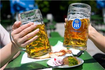 Für die Gastronomen endet eine lange Wartezeit. (Symbolbild)