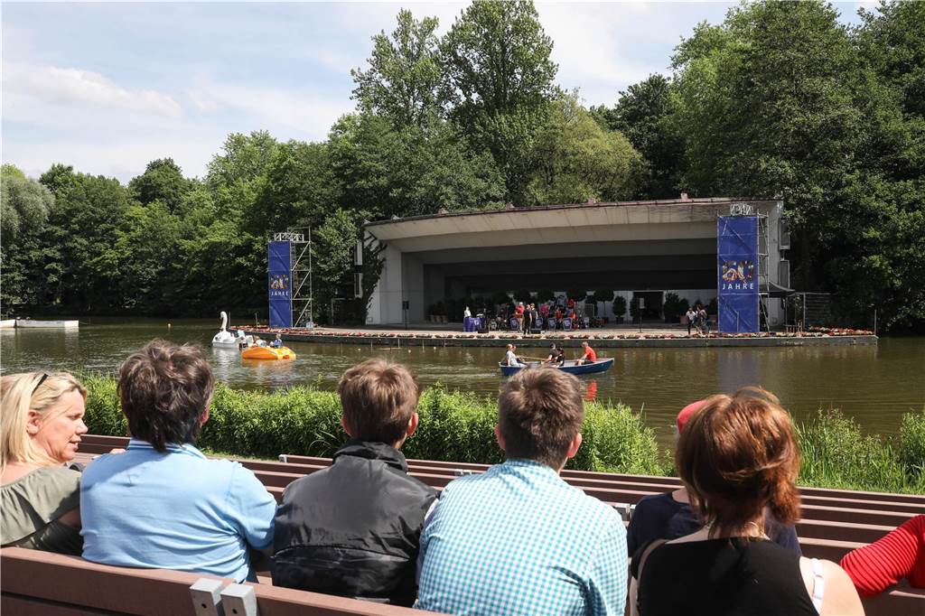 „Wir müssen Prioritäten setzen“ - Zeitplan für Bauprojekte ist zu eng Seebühne an der Buschmühle im Westfalenpark