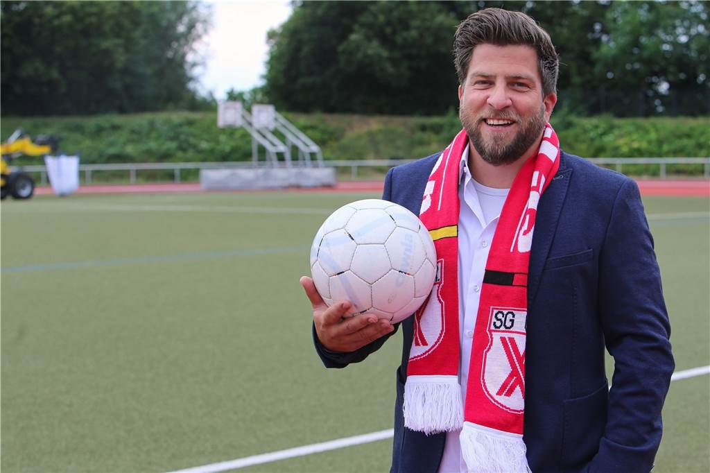 Wirtschaftliche Einbußen für Fußballvereine – werden die Spieler weiter bezahlt? Für die SG Castrop-Rauxel entstehen laut dem Vorsitzenden Björn Klieve durch den Lockdown keine wirtschaftlichen Schwierigkeiten.