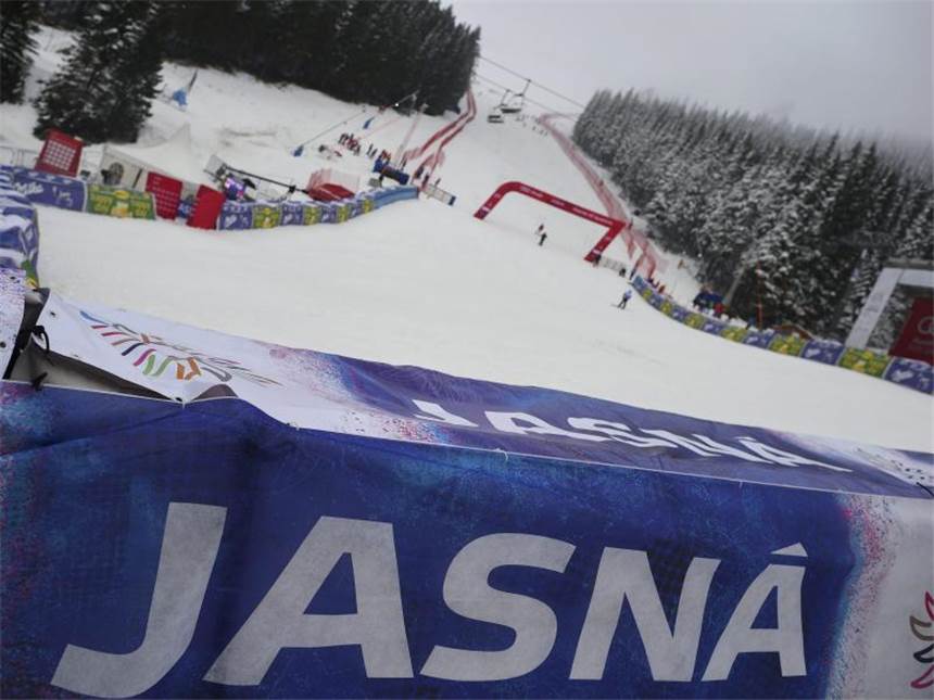 Damen-Riesenslalom von Jasna abgesagt Für einen Riesenslalom in Jasna wehte zu starker Wind. Foto: Vassil Donev