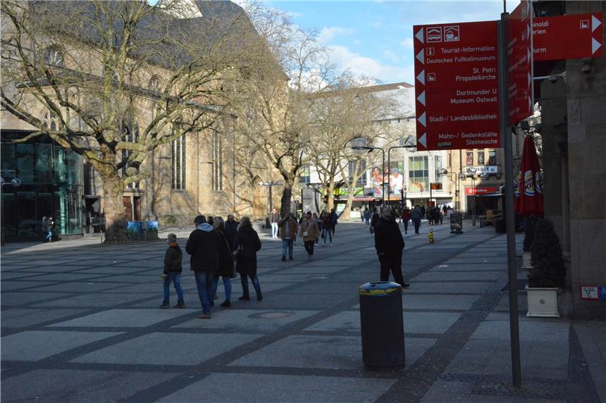 Was Sie am Sonntag in Dortmund wissen müssen: Coronavirus legt öffentliches Leben lahm Für einen sonnigen Samstag waren an diesem Wochenende auffallend wenig Menschen in der City unterwegs.