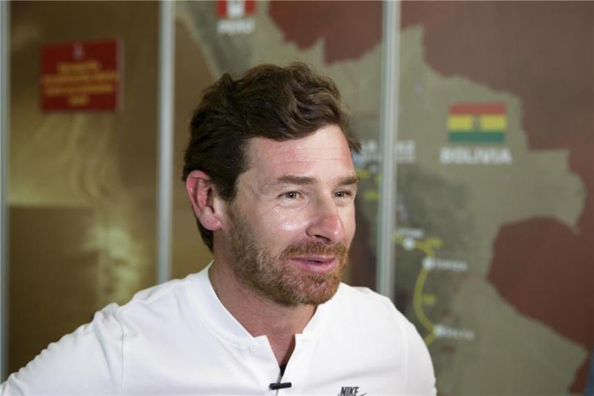 Prominente Ausfälle bei Rallye Dakar Für Fußballtrainer André Villas-Boas ist die Rallye Dakar nach einem Unfall vorzeitig beendet. Foto: Ricardo Mazalan