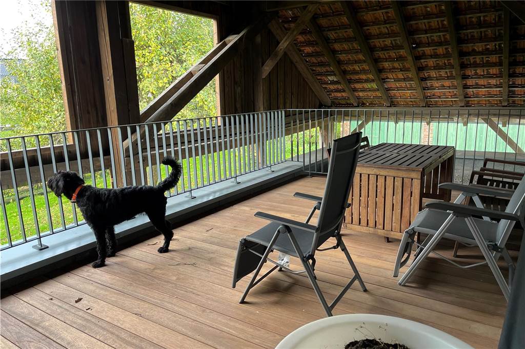 Kirchderner wird Opfer einer seltenen Cyber-Kriminalitätsmasche Für Holzarbeiten auf dieser Terrasse hat Friedrich Wilhelm Körver 8200 Euro bezahlt. Doch leider kam das Geld beim Handwerker nie an