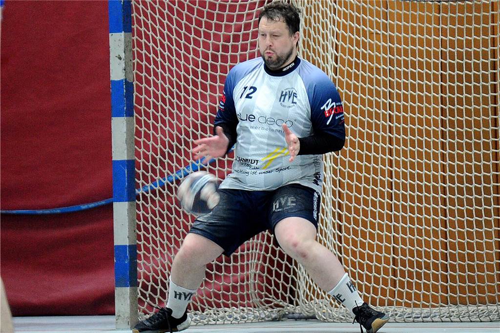 Saft- und kraftloser Auftritt der HVE Villigst-Ergste: Trainer nach Heimpleite „stinksauer“ Für Jan Schulte gab es gegen Gevelsberg nicht viel zu halten.