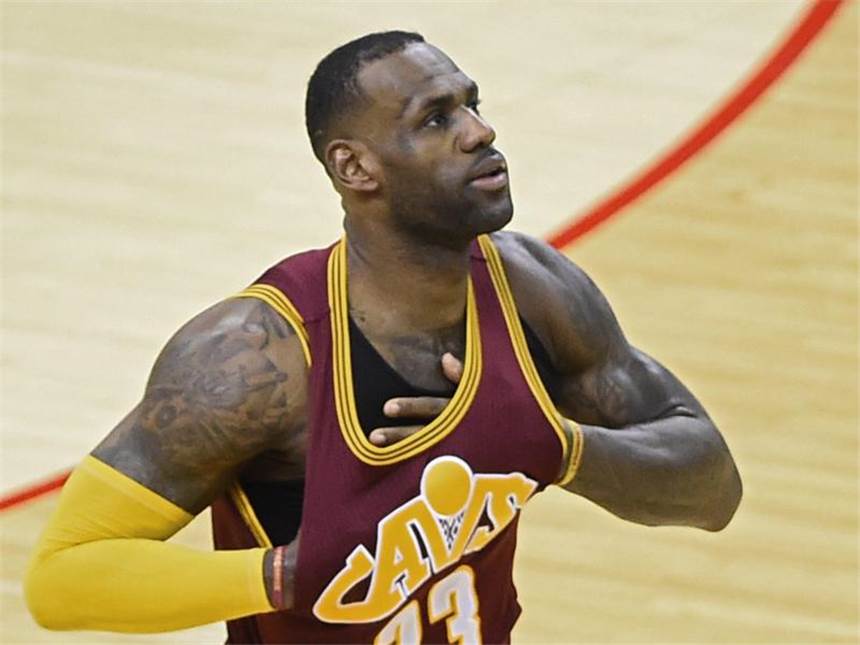 Superstars James und Curry im ersten Rio-Kader der USA Für LeBron James wären die Olympischen Spiele in Rio seine vierten Spiele. Foto: Larry W. Smith